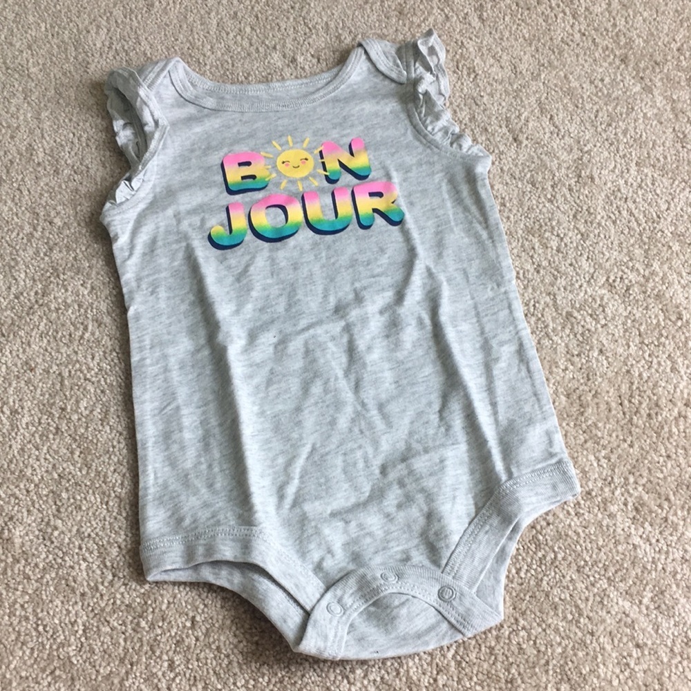 ⚡️$4 FLASH SALE⚡️ NWOT ‘Bonjour’ Bodysuit 12-18